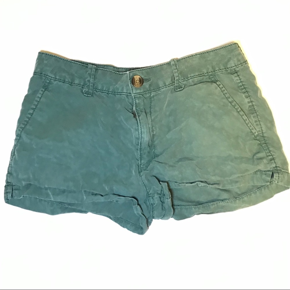 3/$25 🌻 American Eagle Green Shorts Size 0